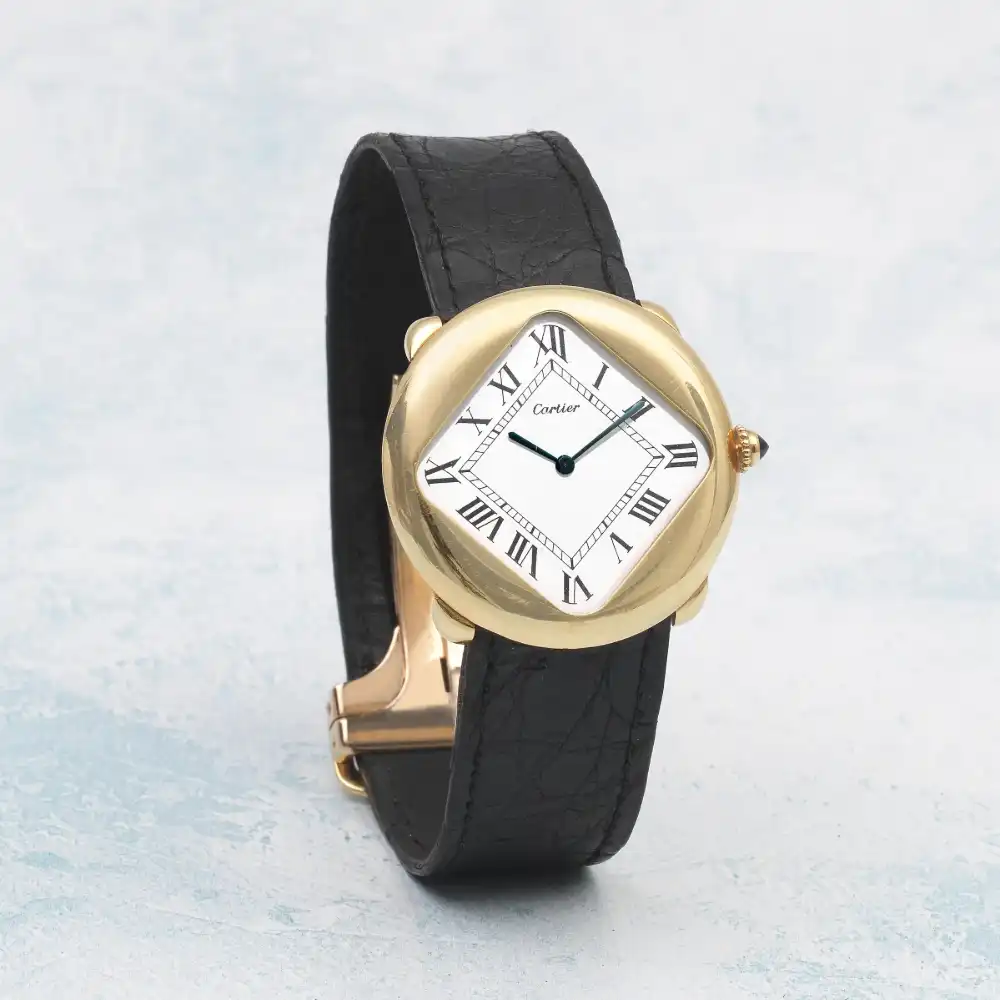 Cartier pebble