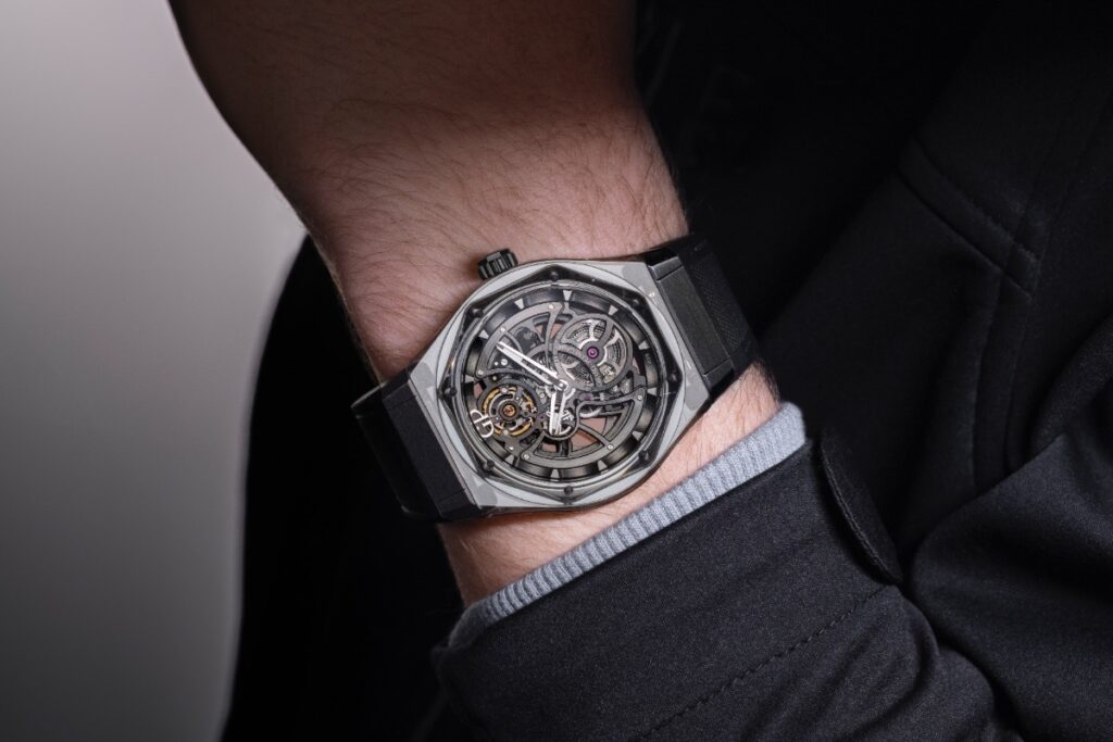 Girard-Perregaux Laureato Absolute Light & Shade on the wrist