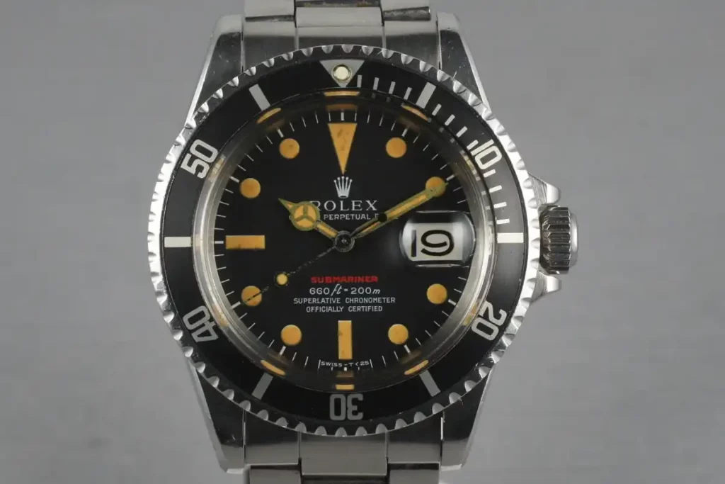 Rolex submariner with tritium indexes