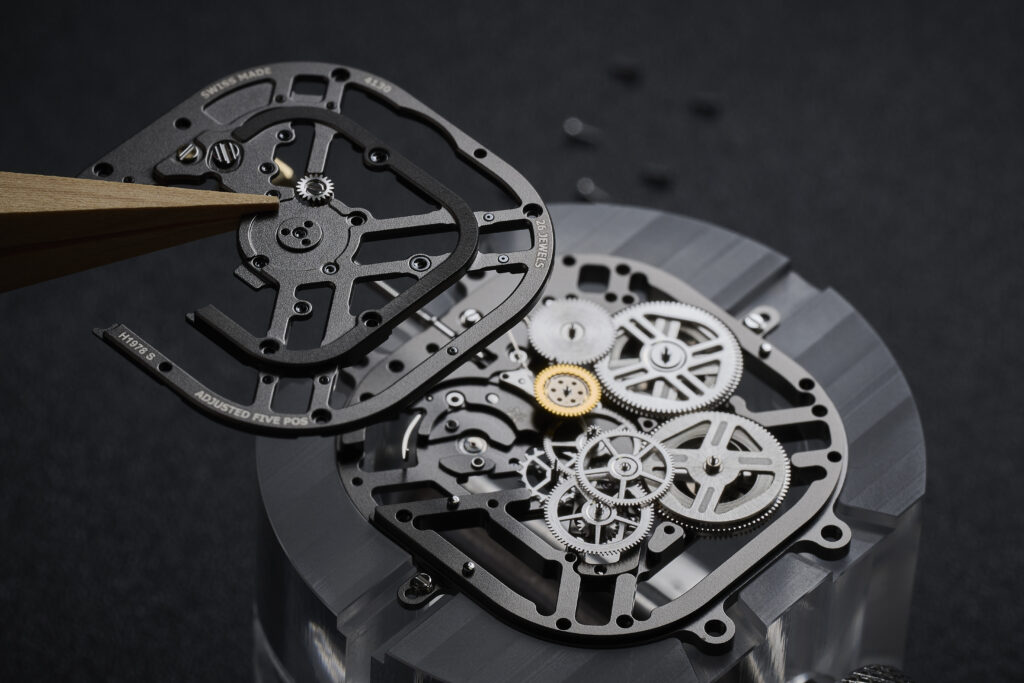 WATCHES & WONDER 2026: HERMÈS PRESENTA IL NUOVO H08 SQUELETTE