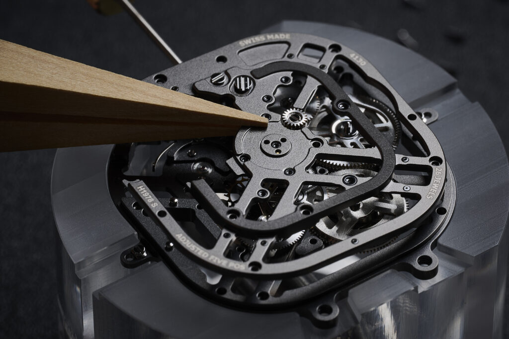 WATCHES & WONDER 2026: HERMÈS PRESENTA IL NUOVO H08 SQUELETTE