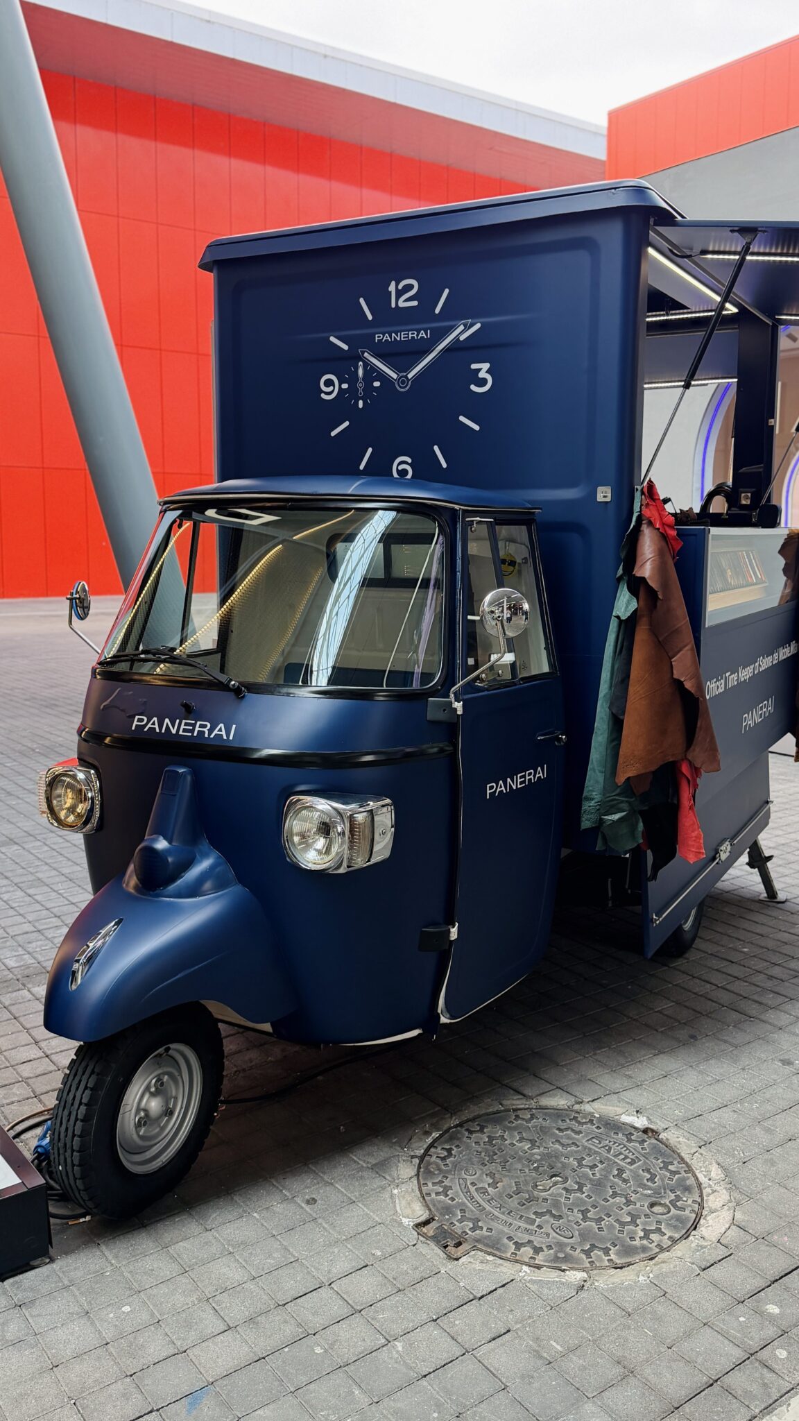 Panerai 8 Giorni PAM01733: la novità che conquista Milano Design Week 2026