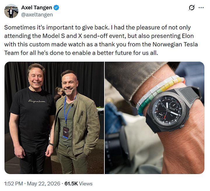 Elon Musk con il cronografo Micromilspec personalizzato al polso