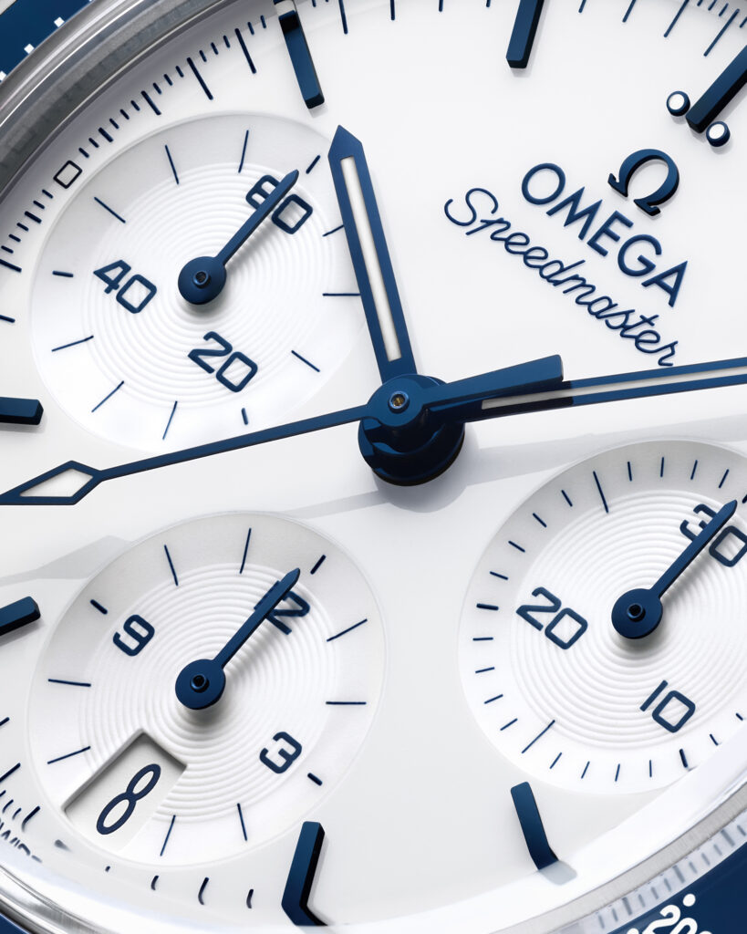 Il nuovo OMEGA Speedmaster 38 mm, Ref. 324.30.38.50.04.001