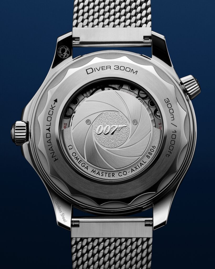 OMEGA svela i nuovi Seamaster Diver 300M: Team James Bond o SPECTRE?