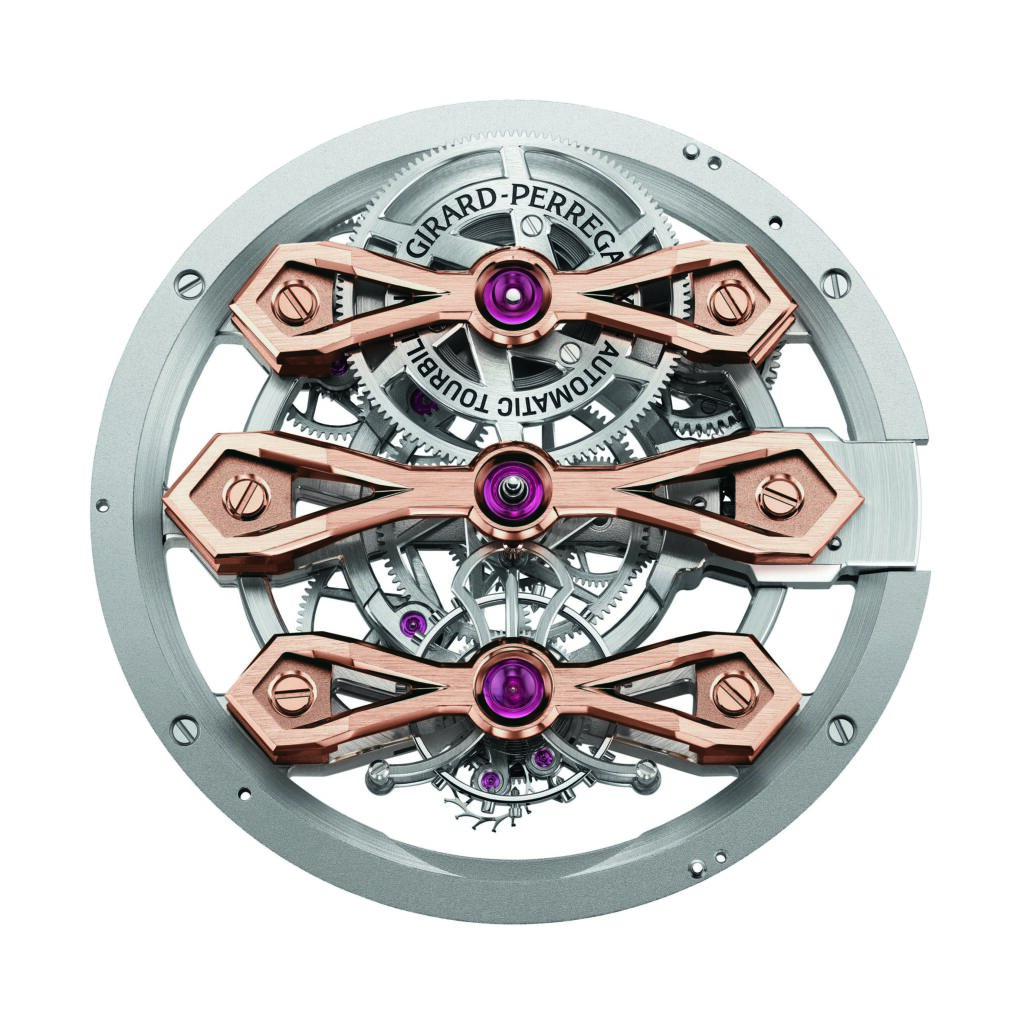 Dettaglio dei tre ponti scheletrati in oro rosa del calibro Girard-Perregaux GP9620