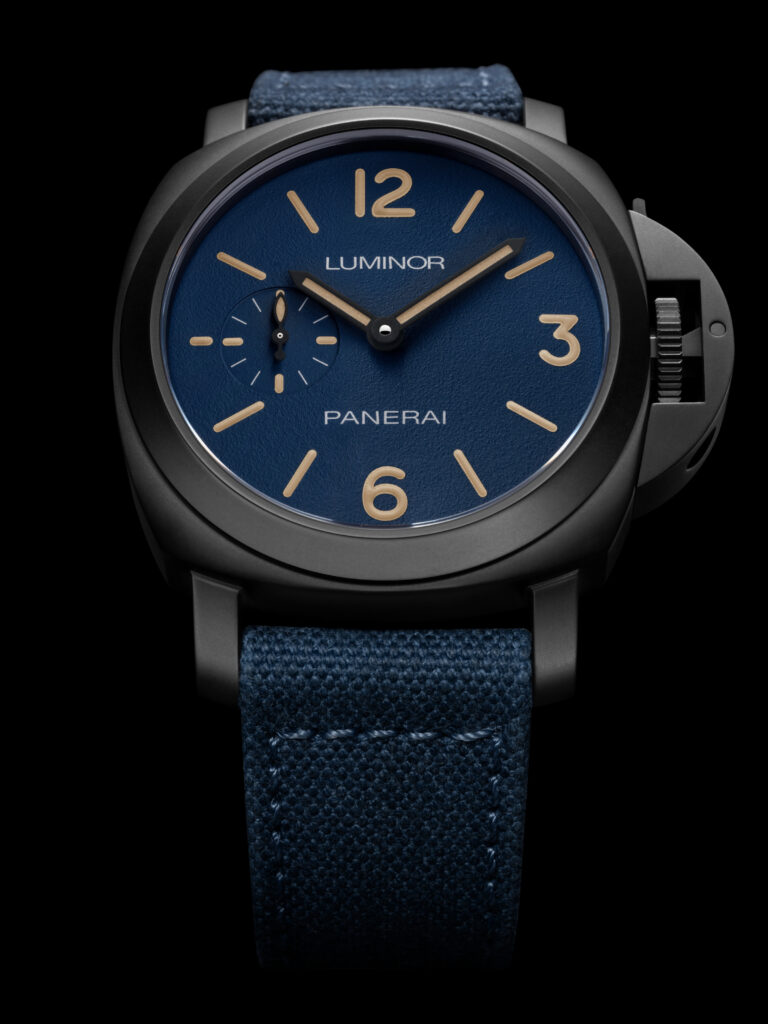 Panerai Luminor PAM01714: acciaio DLC nero e quadrante blu opaco